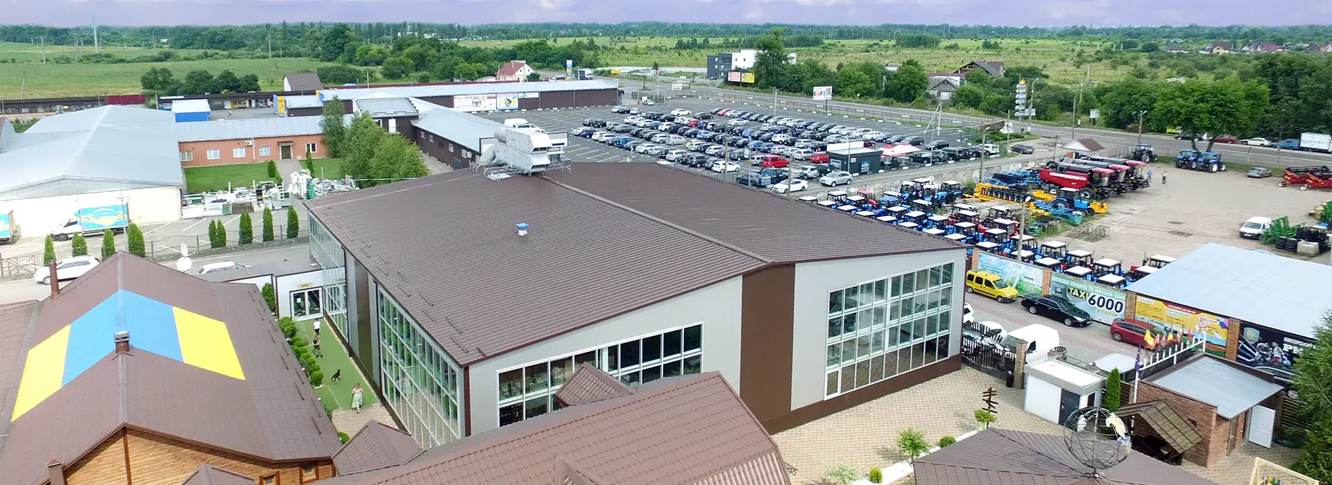 СПОРТИВНЫЕ КОМПЛЕКСЫ