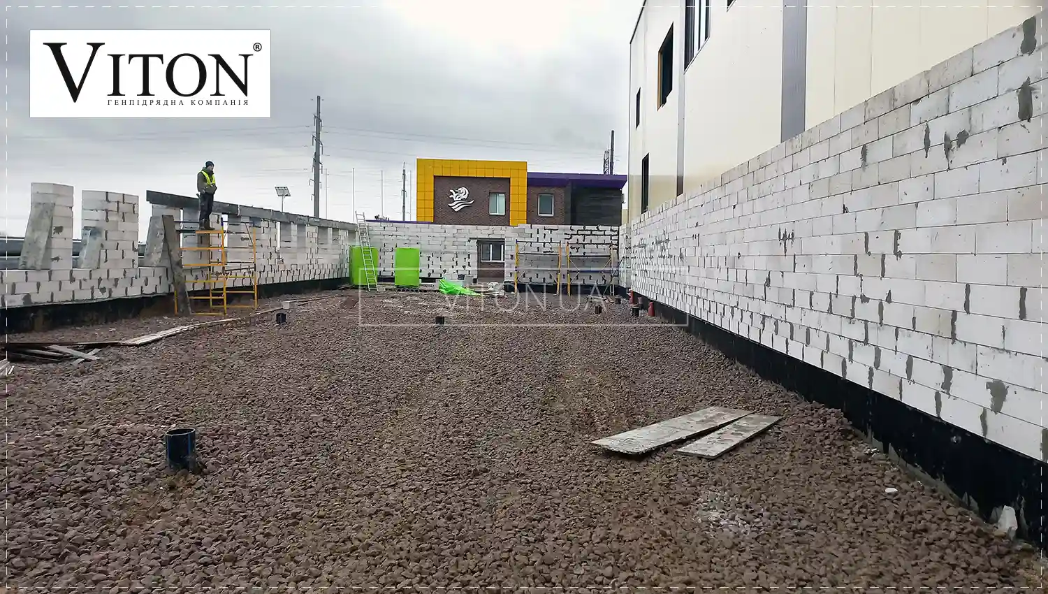 UA_1_bystrovozvodimyye-zdaniya-Viton-nashi-raboty-Brovary-Sklad-admin-zdaniye-46